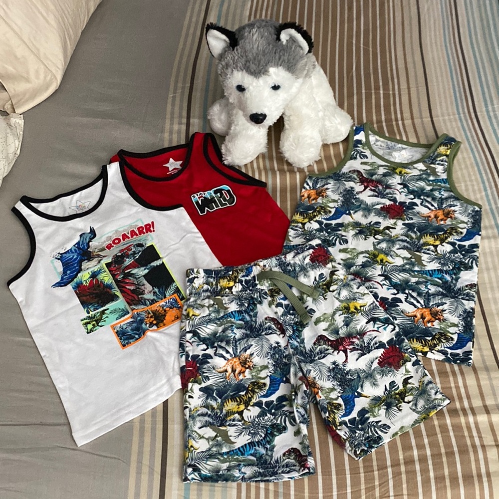Toddler boys shorts set from 365 Kids dinosaurs 🦕 🦖
